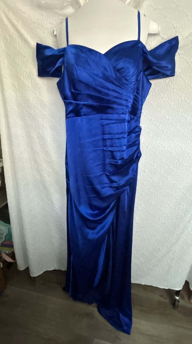 Royal Blue Off The Shoulder Satin Formal Evening Gown